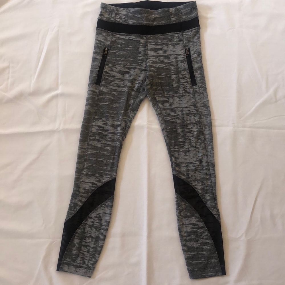 Lululemon Inspire tight 25”